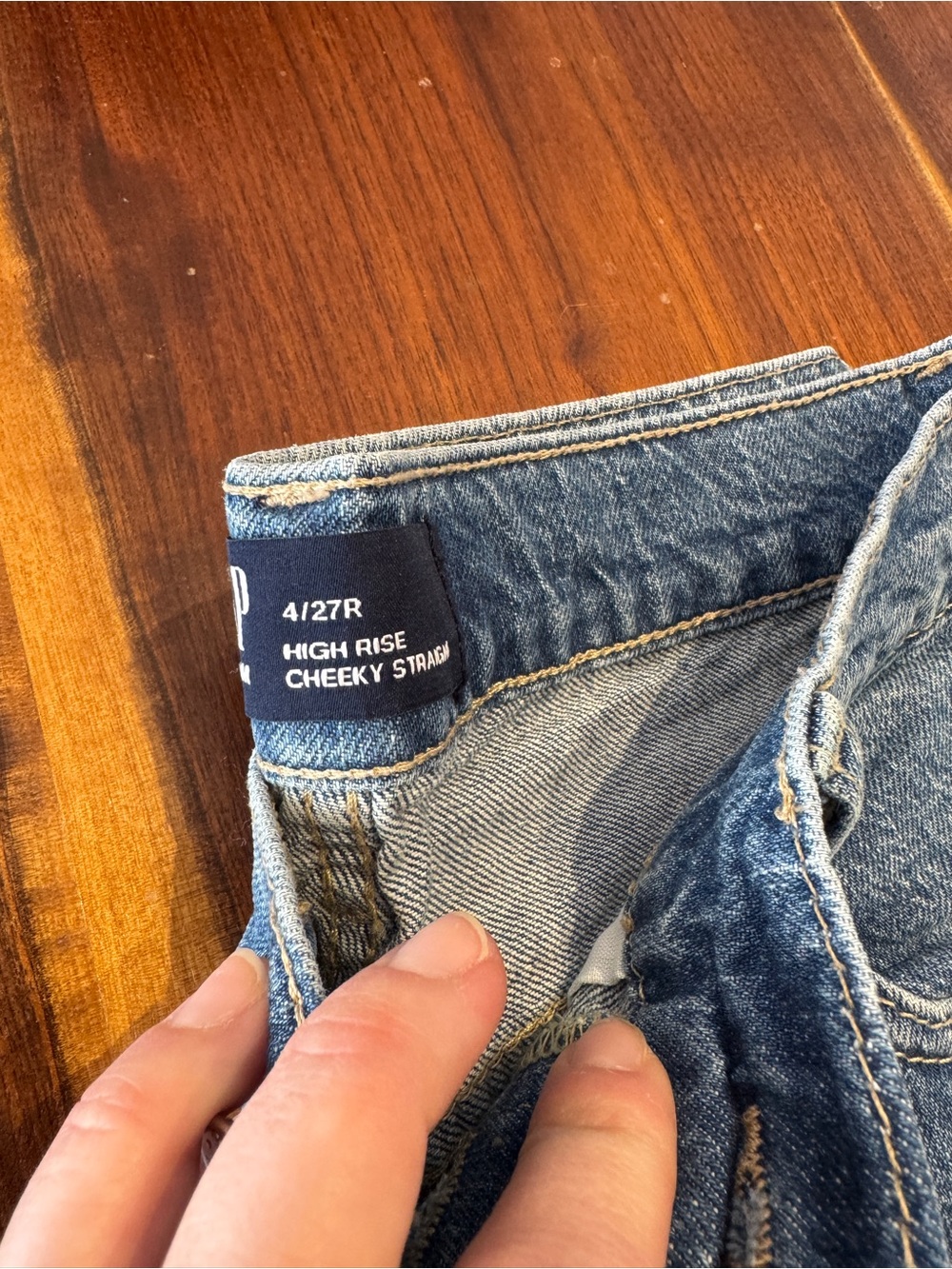 GAP High-Rise Slim Straight Jeans - Light Blue